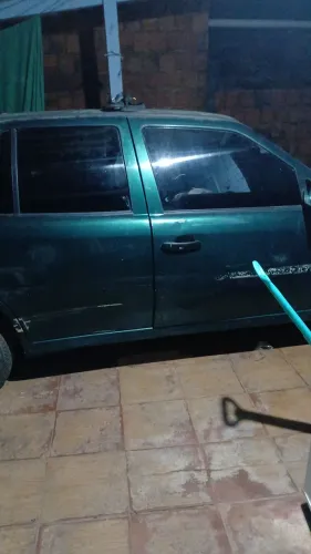 Volkswagen Gol Geração III Plus 1.0 MI 16V Gasolina Mec. 2P 2005