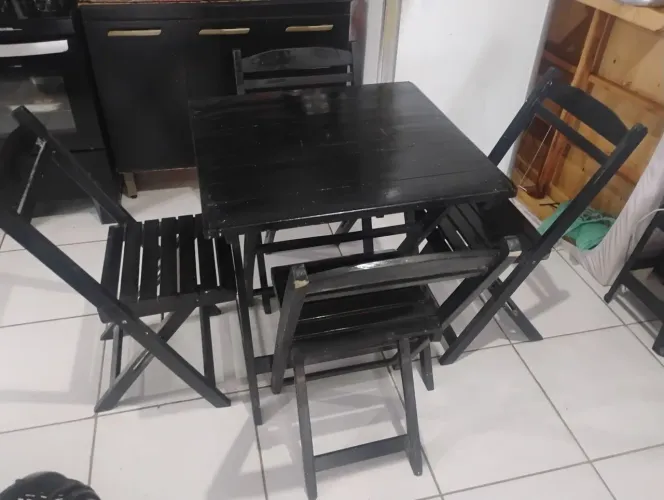 CONJ CADEIRAS E MESA