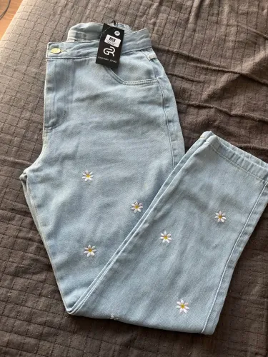 Calça mom nova