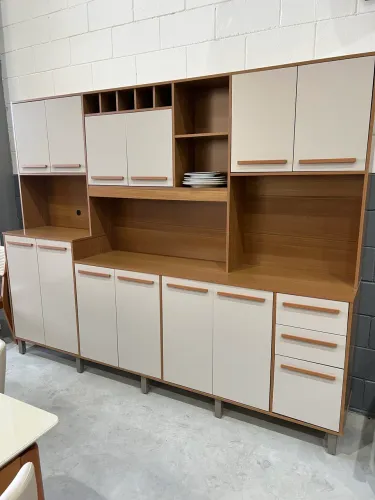Armario de Cozinha 12 Portas QUEIMA DE MOSTRUÁRIO
