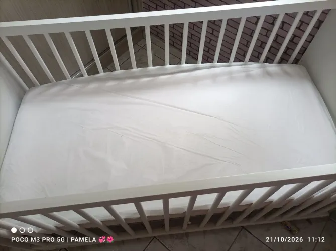 Berço com colchão
