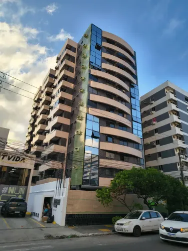 Exclusivo, Edf.Renovatio, quarto e sala frente rua, próximo a tudo.