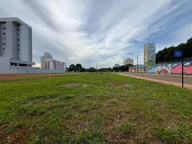 Vendo lote comercial em Samambaia de 525m²