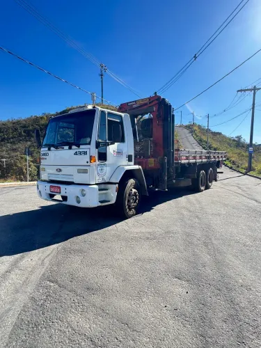 Caminhão Ford cargo com Munck palfinger 43607