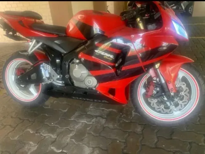 Honda CBR 600 RR