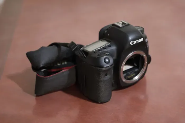 Canon 5d-MakIV - TENHO DUAS