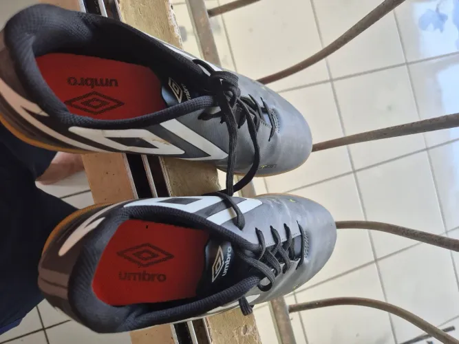 Chuteira Futsal