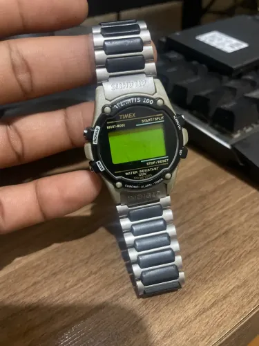 Timex Atlantis 100