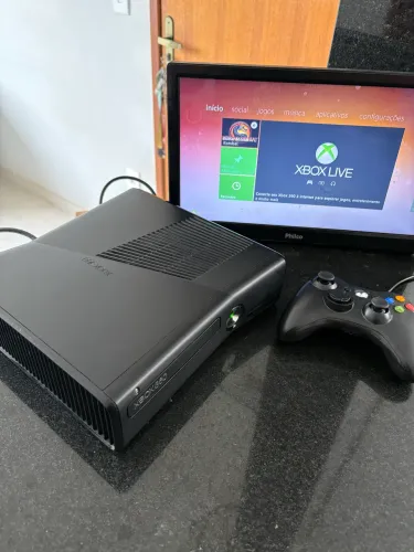 Xbox 360 slim BLOQUEADO LACRADO DE FABRICA (ENVIO OLXPAY)