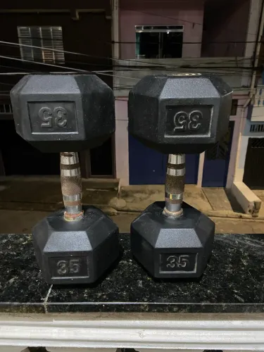 Pesos (Dumbell Emborrrachados Profissional):