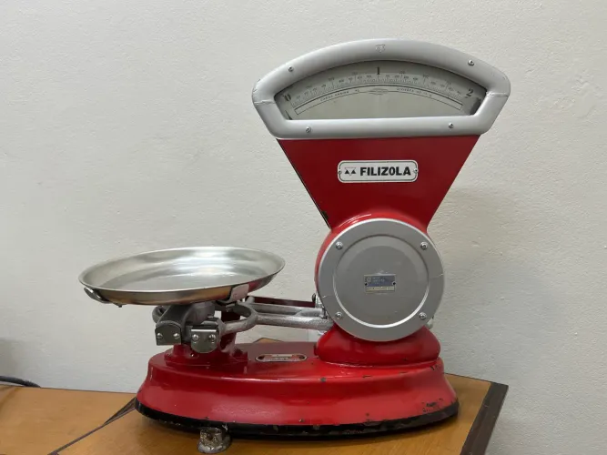 BALANÇA ANTIGA FILIZOLA 6KG - ÓTIMO DECORAÇÃO 
