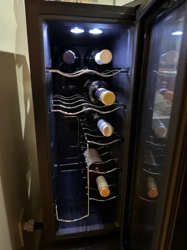 ADEGA CLIMATIZADA PHILCO 12 GARRAFAS