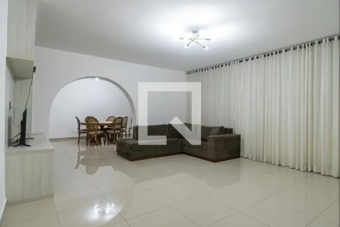 Apartamento à Venda - Bela Vista, 3 Quartos, 180 m2