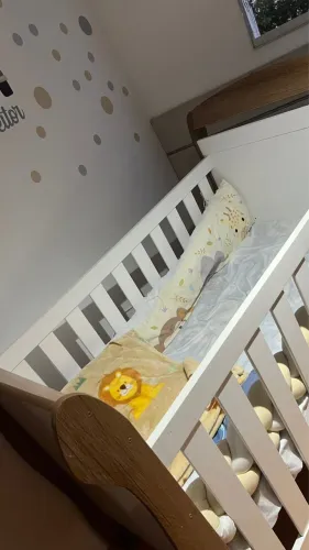 Vendo berço 3 em 1 com regulagem de altura, modelo Star 