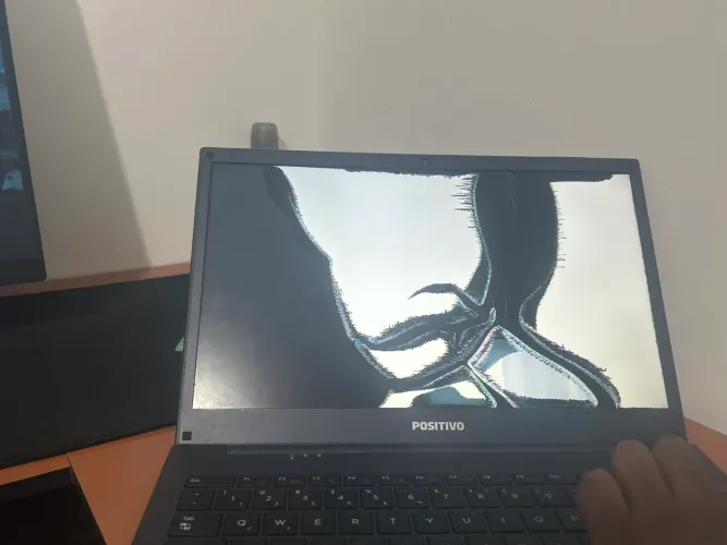 Notebook Motion plus Q464B