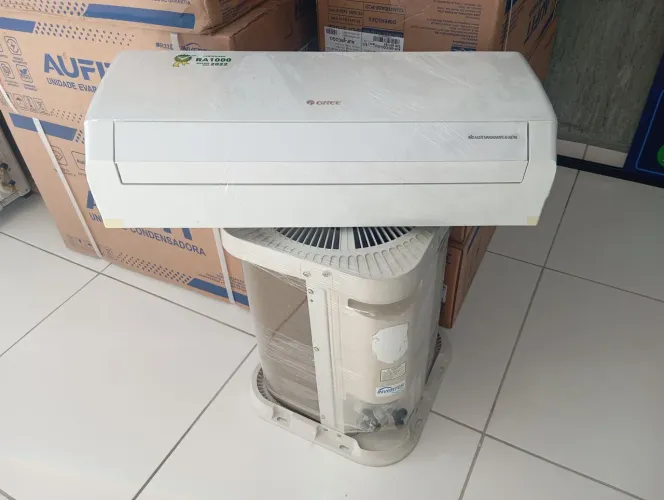 Ar Condicionado Semi novo Gree inverter 09.000 BTUs