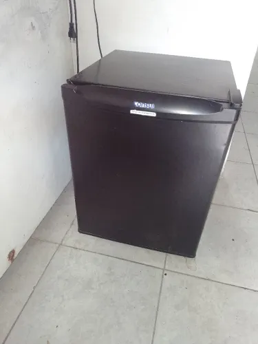 Frigobar Consul Funcionando Perfeitamente 81 Litros