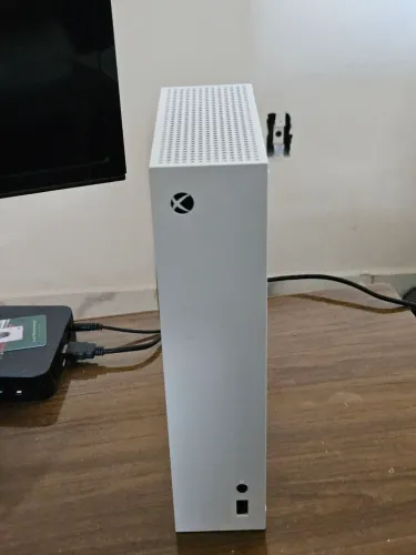 Xbox Series S com jogos