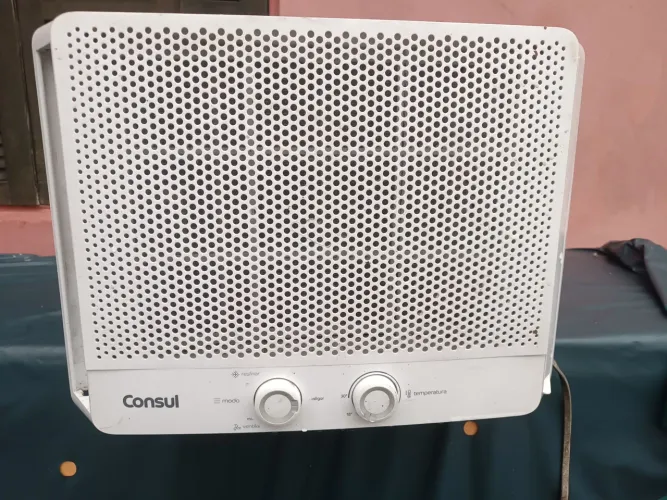 Ar condicionado de janela 10.000 Consul 220v