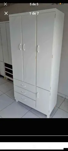 Guarda roupas de solteiro novo, frete inteiramente grátis na zona norte.