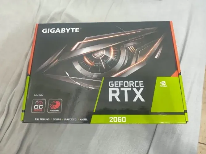 Placa de Vídeo Gigabyte RTX 2060 OC 6GB GDDR6 (REV 2.0) - Muito bem conservada