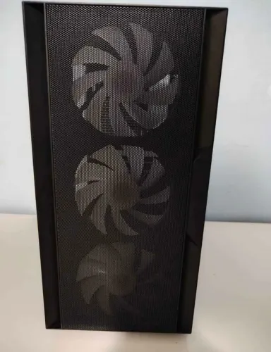 Gabinete gamer - 5 fans