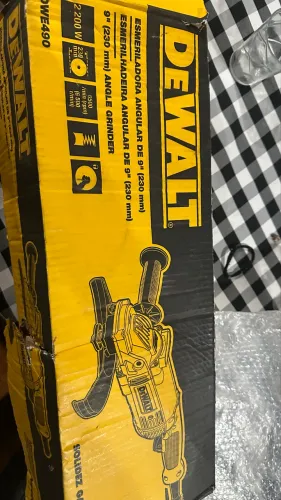 Lixadeira dewalt
