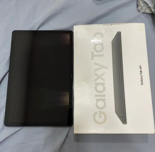 Samsung tab A9+