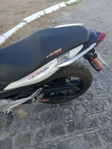Cb300r Vendo ou troco por outra moto