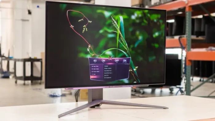Monitor Gamer LG UltraGear OLED 27?, QHD, HDR400, True black, 240Hz - Seminovo