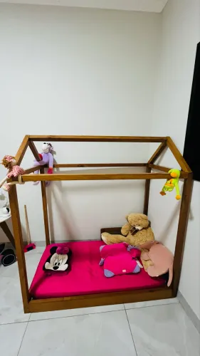 Cama montessoriana madeira maciça 