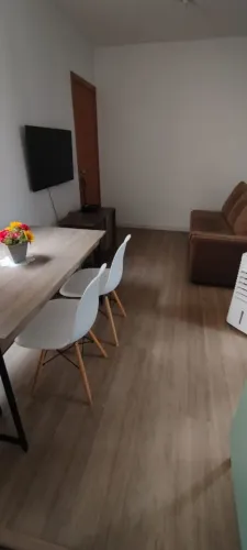 Alugo apartamento 2 quartos 