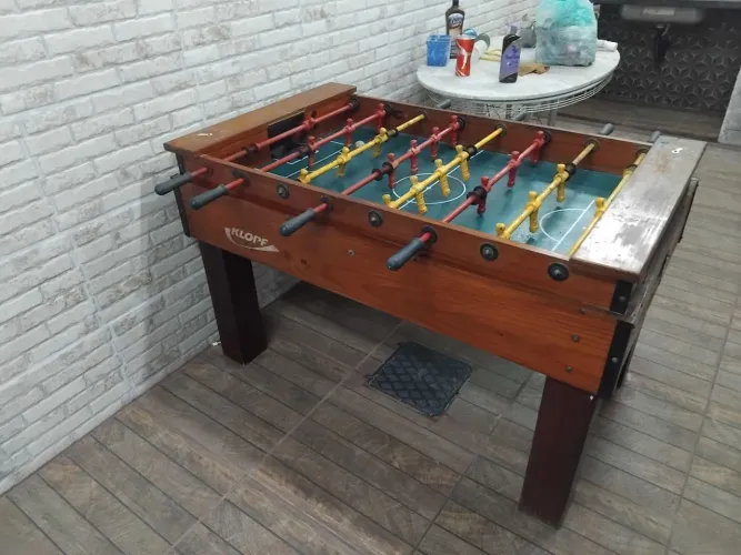 Vendo TOTÓ em Madeira com 1 bola, em perfeito estado!