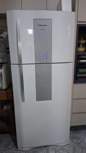 geladeira Electrolux df80