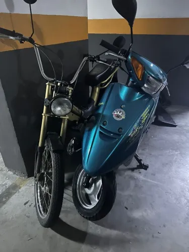 Yamaha Jog 50 2003 + Mobilete Caloi XR | Manaus | Vendo juntas ou separadas