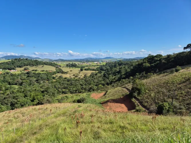 Terreno em Joanópolis/SP para a formação de chácara 