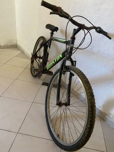 Bicicleta aro 26
