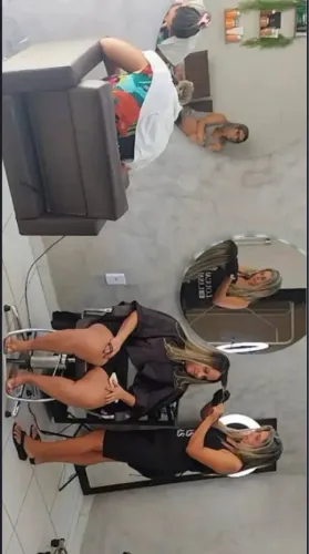 Aluguel de espaço para manicure, designer de gel, designer de Cílios e sobrancelha 