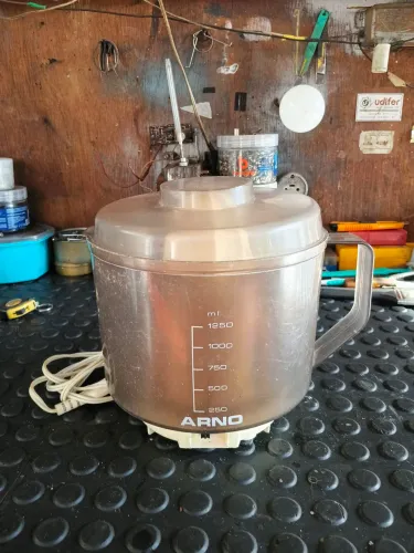 Espremedor de laranja arno antigo 220