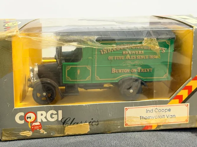 Miniatura Corgi Classics Ind Coope Thornycroft Van 1:43 - Colecionável Vintage