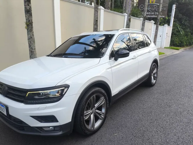 Volkswagen Tiguan Allspac Comf 250 TSI 1.4 Flex 2018