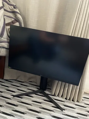 Monitor LG Ultragear 27' 144hz HDR Full HD 27GN65R