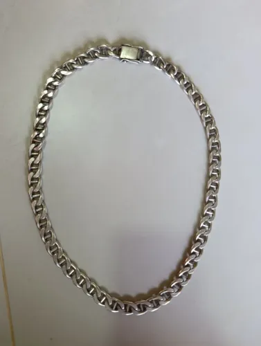 Vendo cordão e pulseira de prata, cordão pesando 167 gramas e a pulseira 78 gramas !