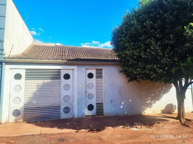Casa Térrea à venda, 2 quartos, 2 vagas, Conjunto Parati II - Campo Grande/MS
