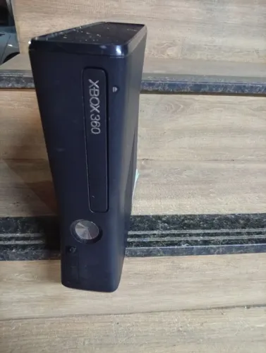 Vendo Xbox para retirada de peças