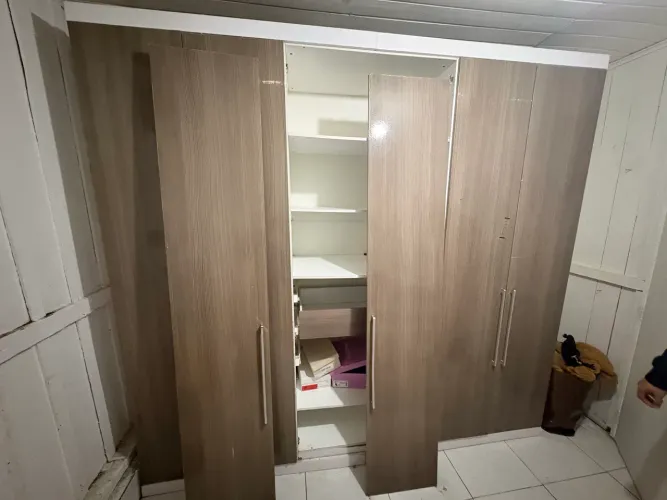 Doa se guarda roupa