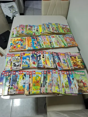 180 revistas no total (90 Turma da Mônica + 90 Disney