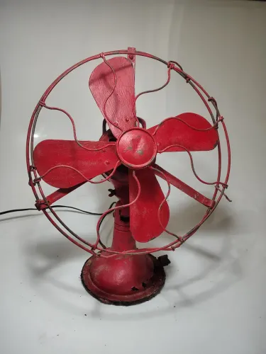 Antigo ventilador Todo em Metal ( Leia a descrição )