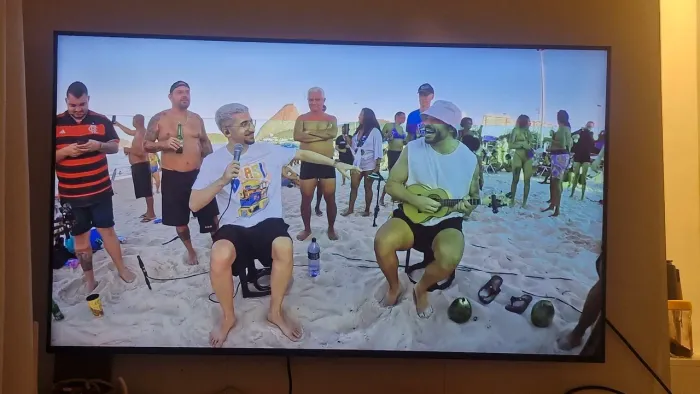 Tv Samsung Crystal 50" AU7700 com defeito na tela