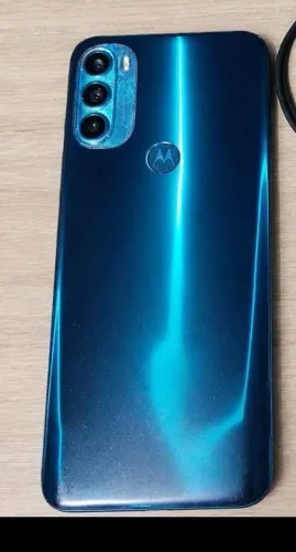 Motorola G71 128 g 8 de  Ram R$ 400